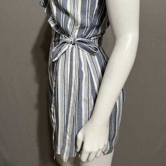 Entro Blueish Gray Striped Cold Shoulder Ruffle Romper Sz-Small - Picture 6 of 9